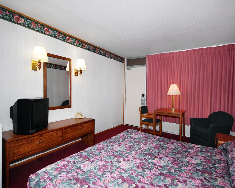 Econo Lodge Wall Quarto foto