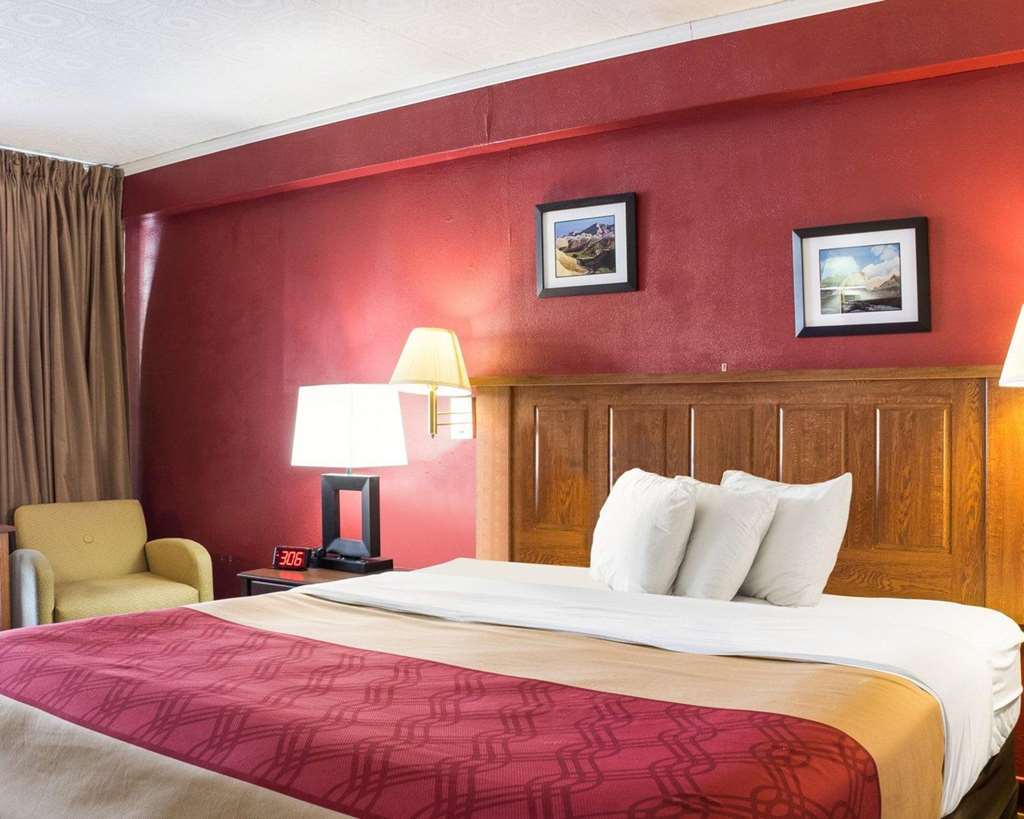 Econo Lodge Wall Quarto foto