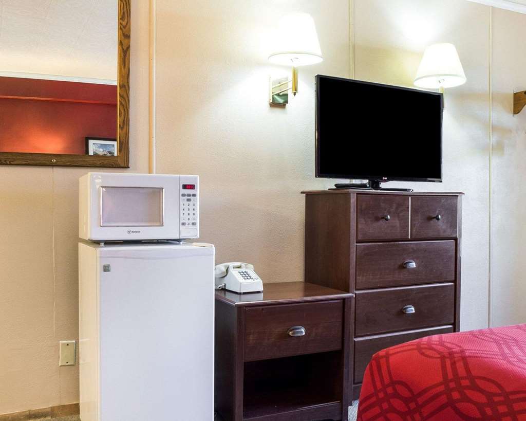 Econo Lodge Wall Quarto foto